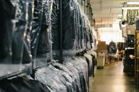 Reinigung von Berufskleidung in Unternehmen in Fl&ouml;ha bei Chemnitz